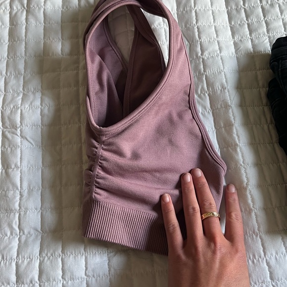 XS Alphalete Amplify sports bra / PURPLE DOVE - Picture 7 of 8